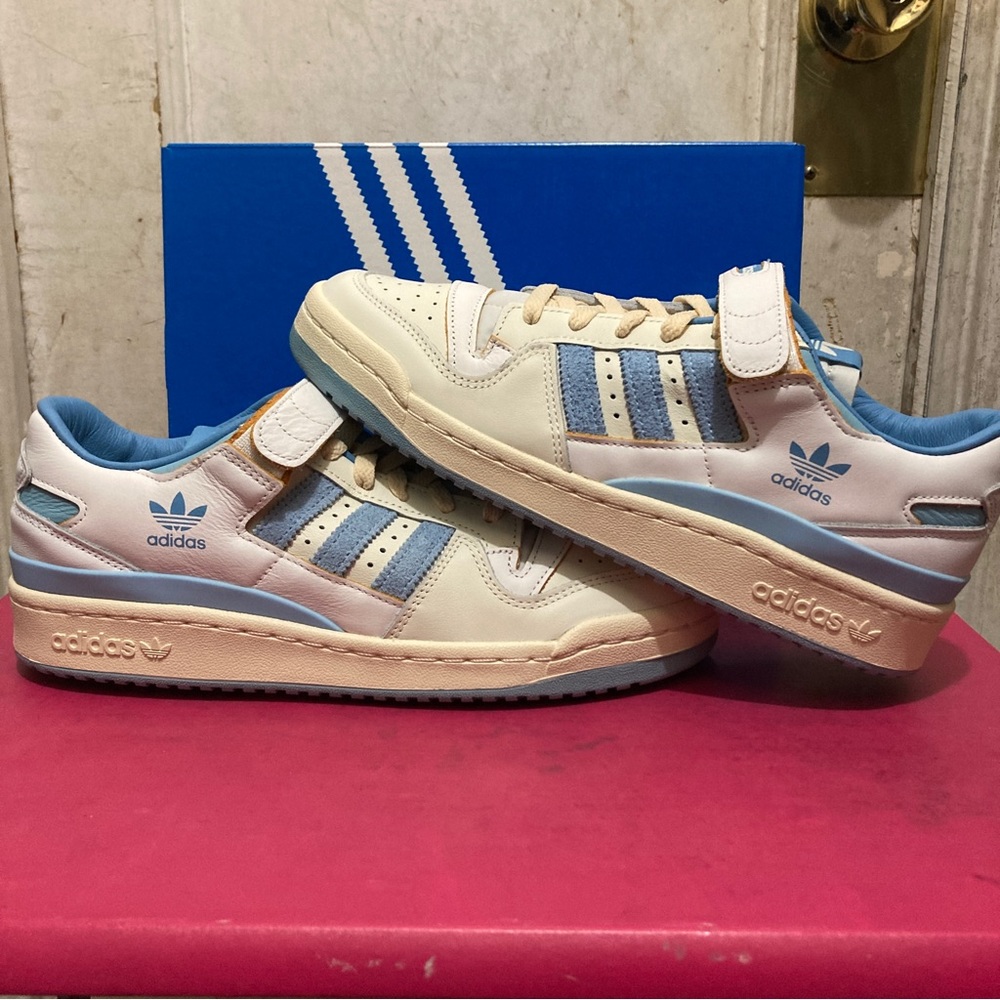adidas Forum 84 Low UNC University Blue Cloud White GZ1893 Men's Size 9-10